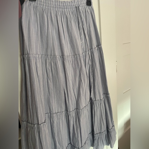 Brand new condition!! Striped ruffle tiered maxi skirt high waisted a-line cut - Picture 6 of 7